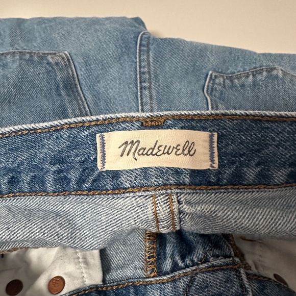 Madewell The Slouchy Boy Jean in 100% Cotton | Size 25 - Picture 6 of 11